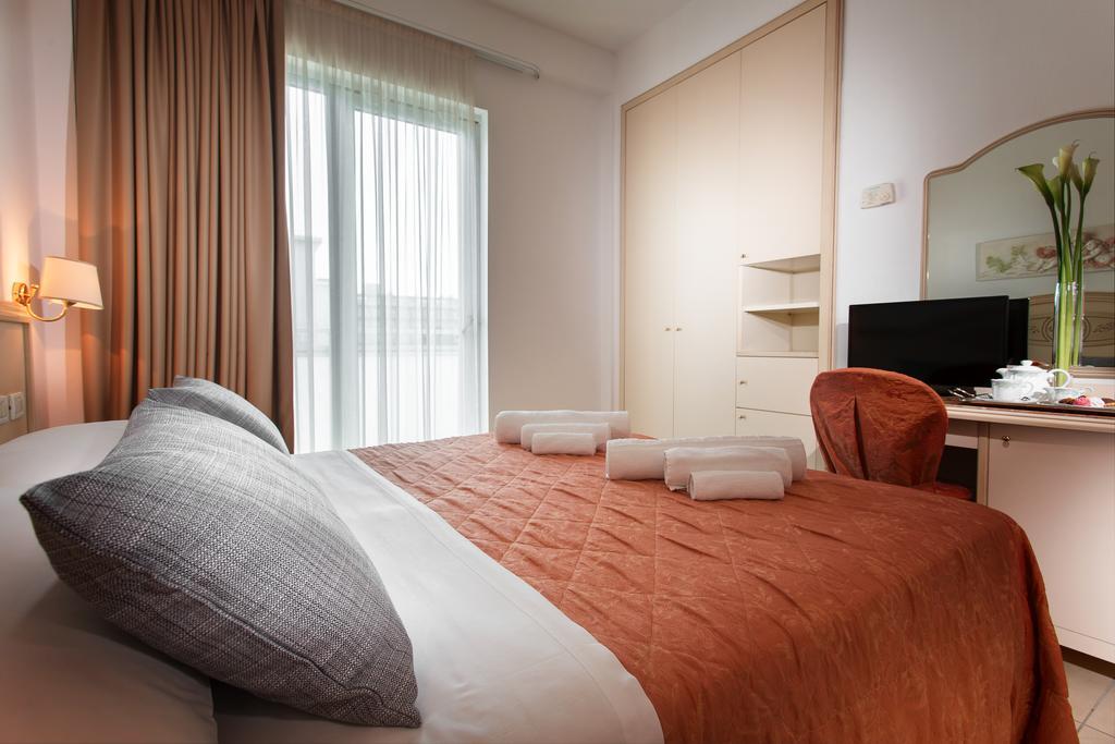 Hotel Mocambo Milano Marittima Quarto foto